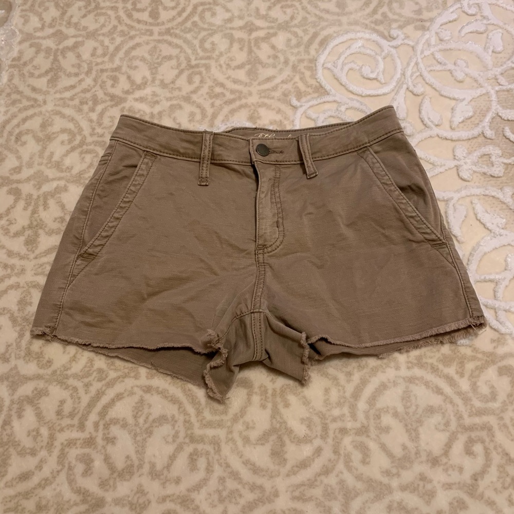 New shorts never worn once